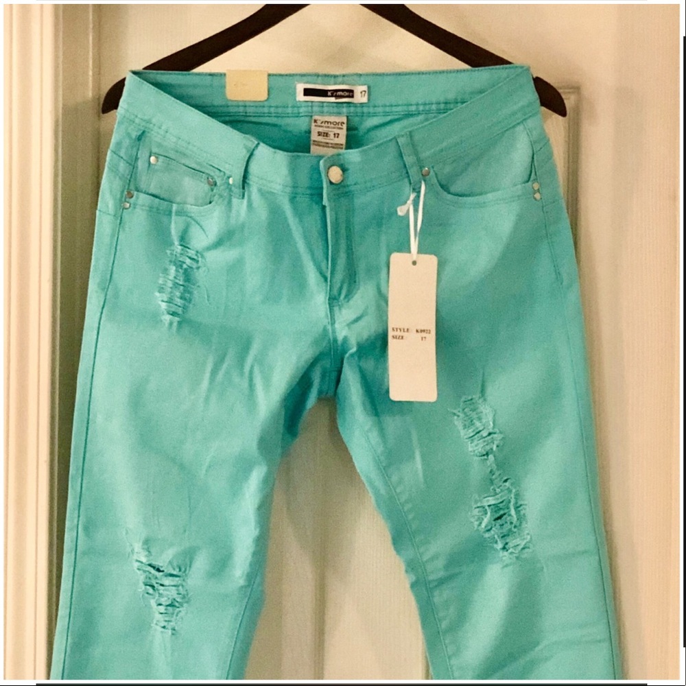 BNWT K’S MORE turquoise ripped stretch skinny jean
